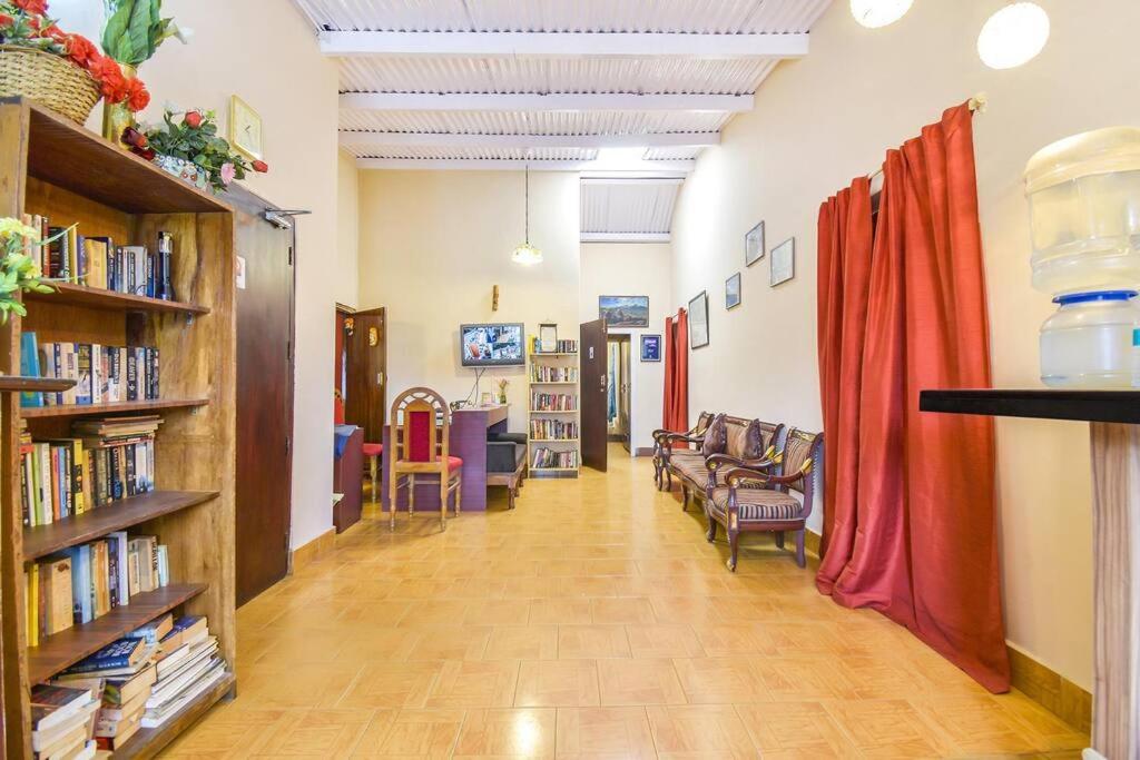 Reflections Guest House أوتي المظهر الخارجي الصورة